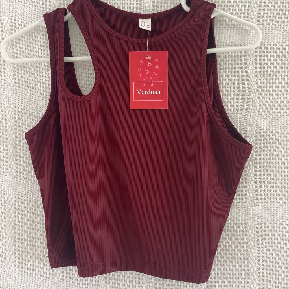 Assymetrical Crop Top